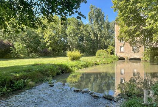 pays-de-loire - Dans le Perche, proche de La Ferté-Bernard,  un moulin du 19e s. restauré, avec plus de 8 ha de prairies et deux étangs